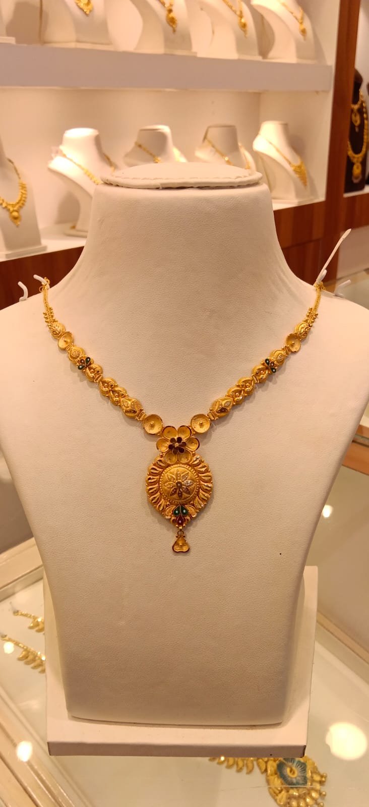 Neckles 